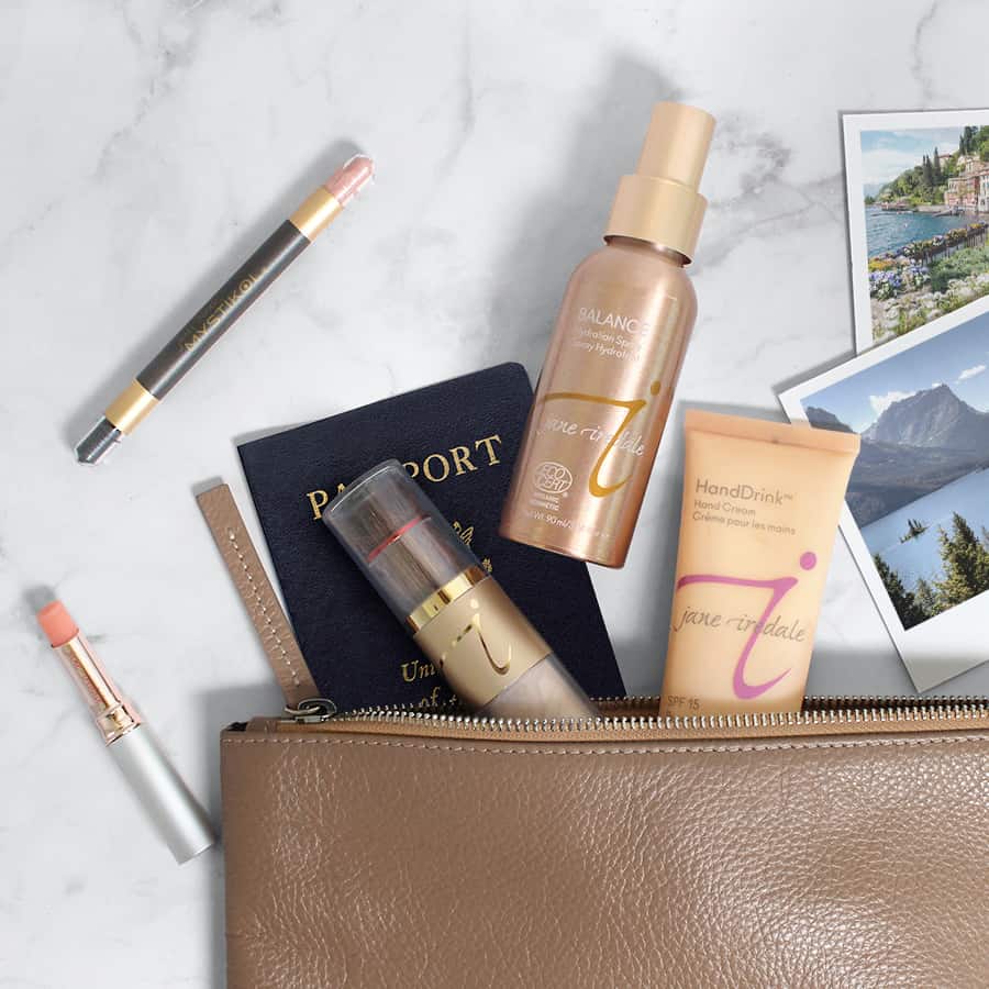 Travel Beauty, Beach Bag Makeup