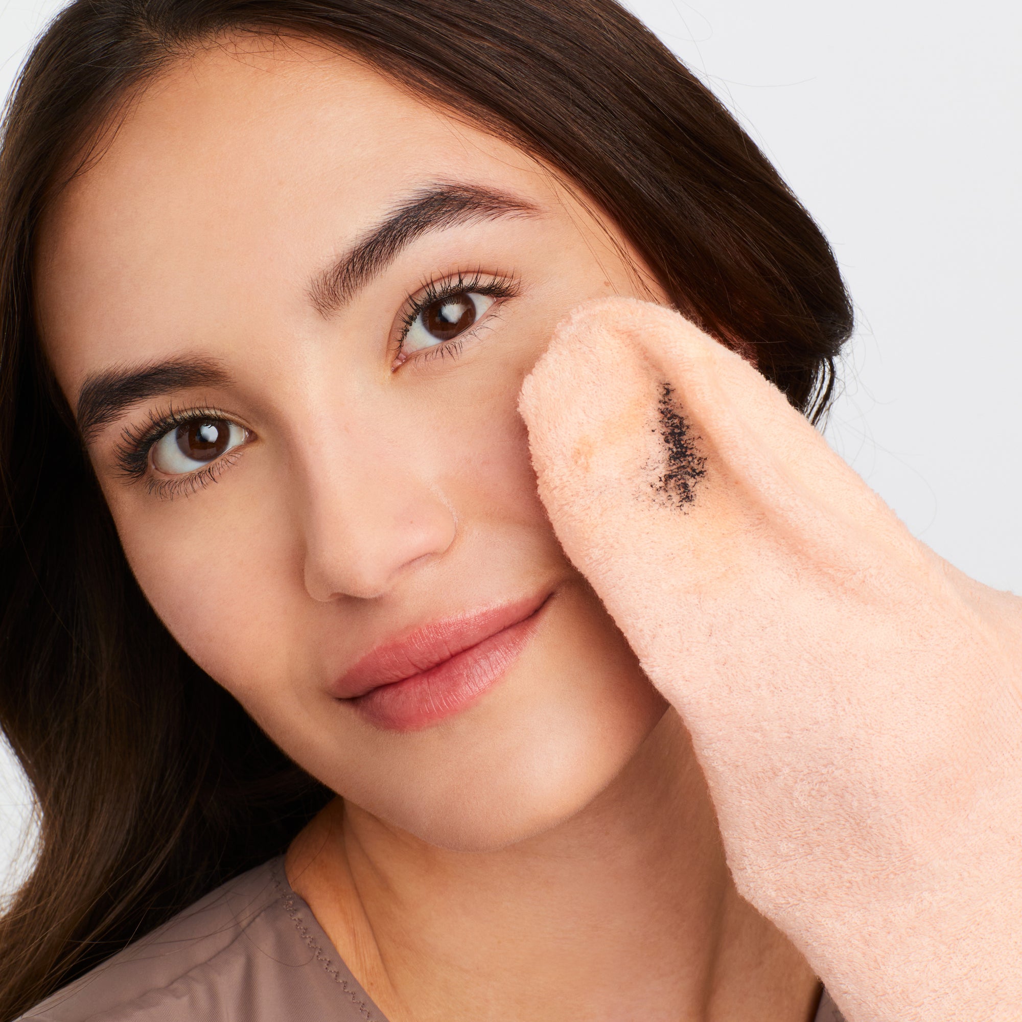 Magic Mit Makeup Remover Cloth / Glove - Magic Mitt | jane iredale